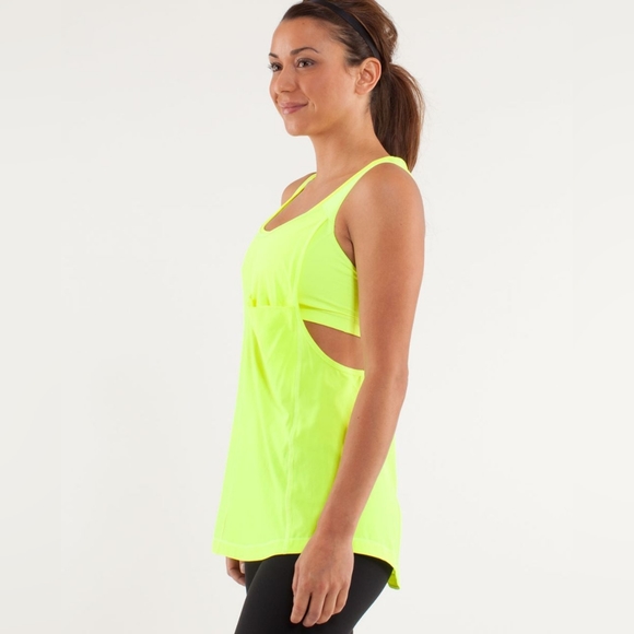 Lululemon Run: For Your Money Tank - Ray - 8 - Picture 4 of 6